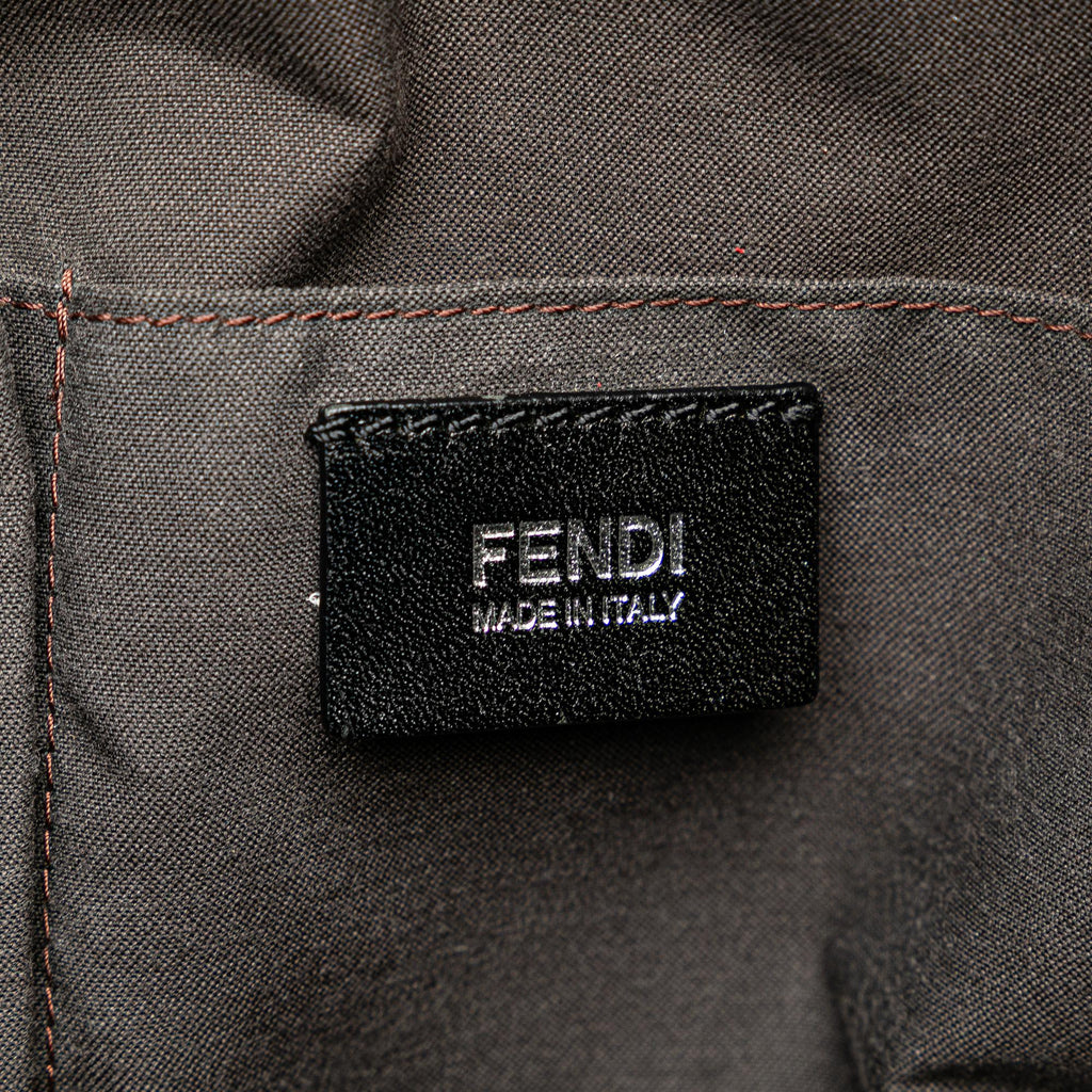 Fendi Leather Unzipped Shoulder Bag (SHG-JpD9gb)