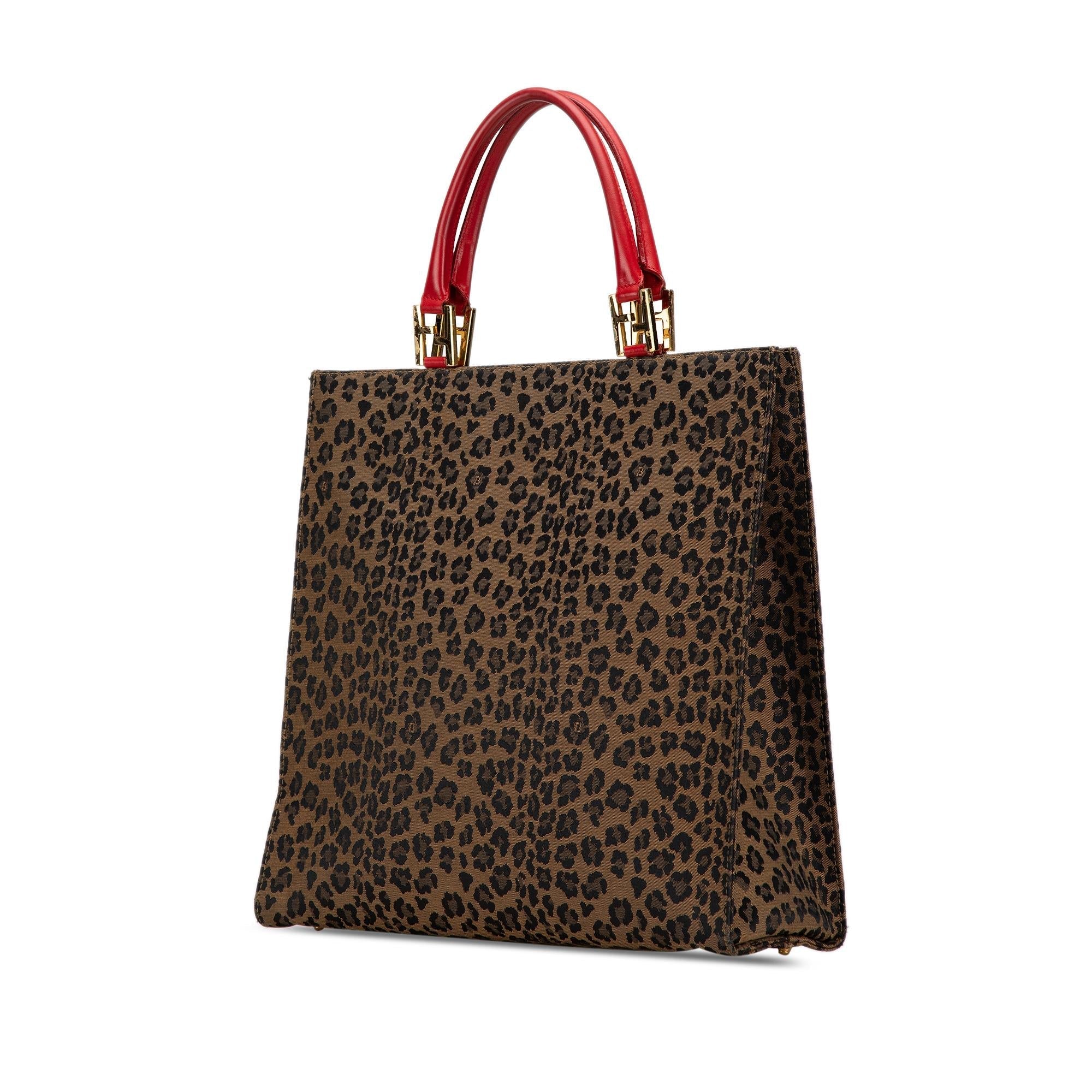 Fendi Leopard Print Canvas Tote (SHG-dcrZfo)