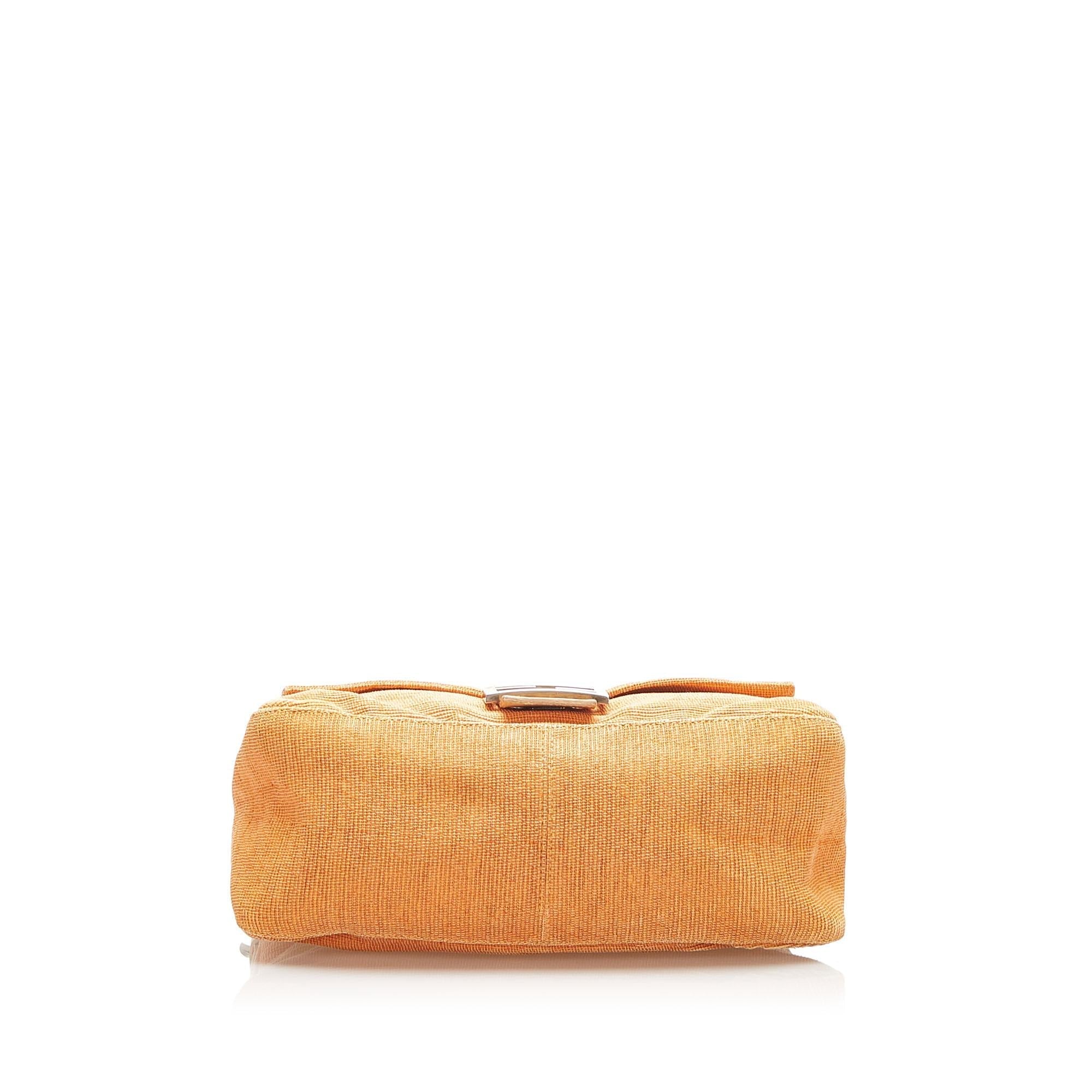 Fendi Mamma Forever Canvas Shoulder Bag (SHG-DlKaOE)