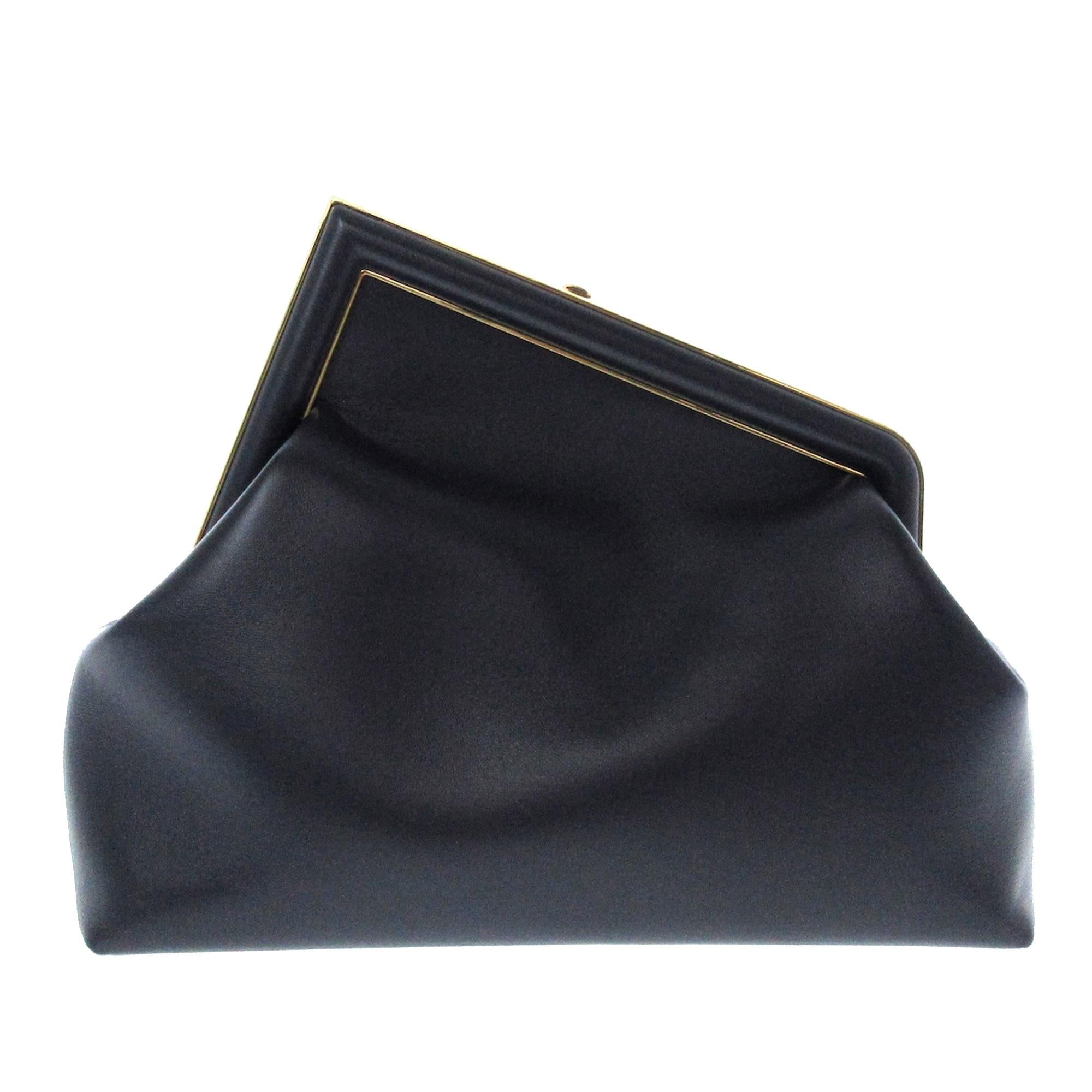 Fendi Medium Fendi First (SHG-QfUf1C)