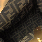 Fendi Medium Fendi First (SHG-QfUf1C)