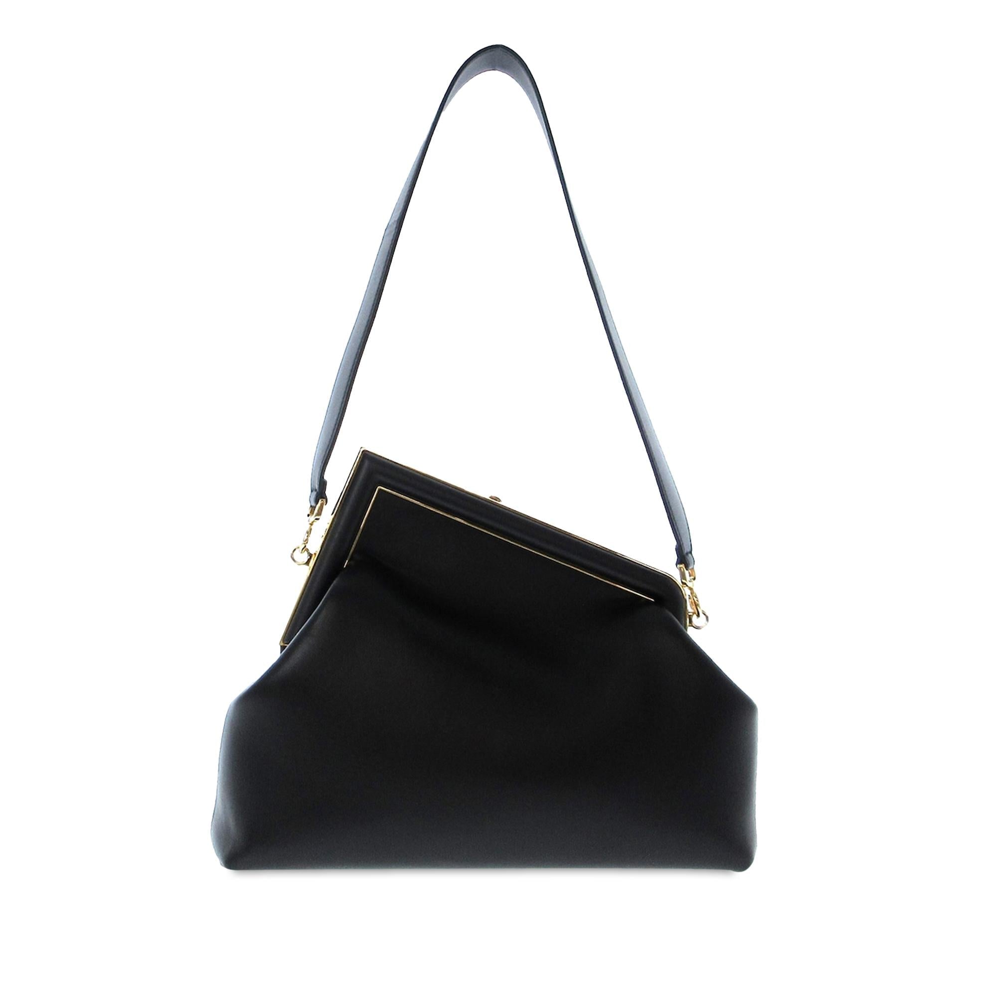 Fendi Medium Fendi First (SHG-Dj4m7Y)