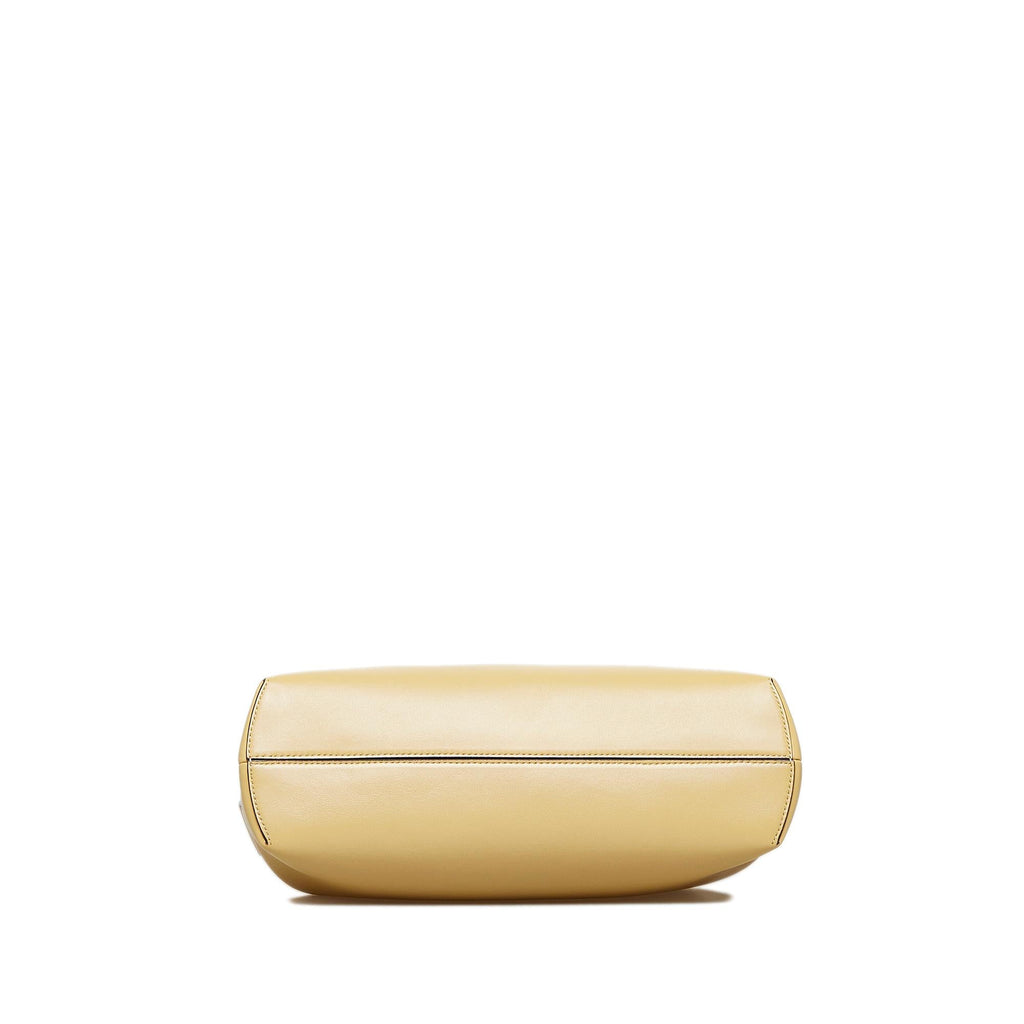 Fendi Medium First Bag (SHG-rbMAM5)