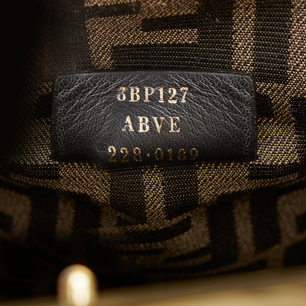 Fendi Medium First Bag (SHG-rbMAM5)
