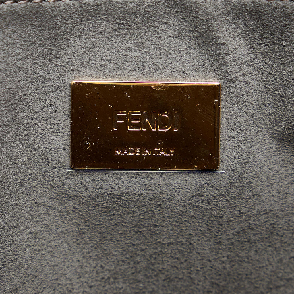 Fendi Medium Glacier FF Tote (SHG-UPL37F)