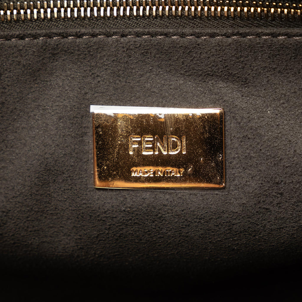 Fendi Medium Glacier FF Tote (SHG-JdVWEx)