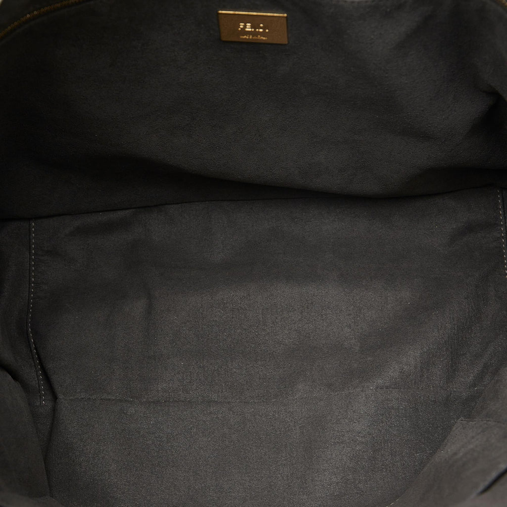 Fendi Medium Glacier FF Tote (SHG-PBFmzo)