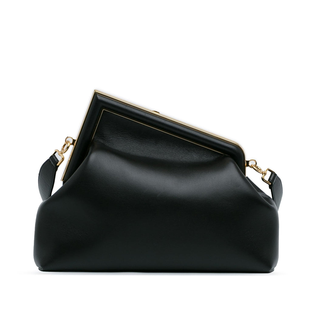 Fendi Medium Leather Fendi First Shoulder Bag (SHG-giZiCe)