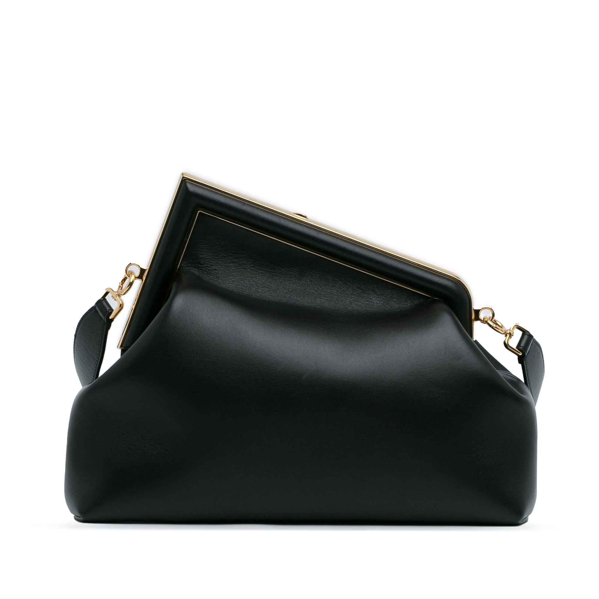 Fendi Medium Leather Fendi First Shoulder Bag (SHG-giZiCe)