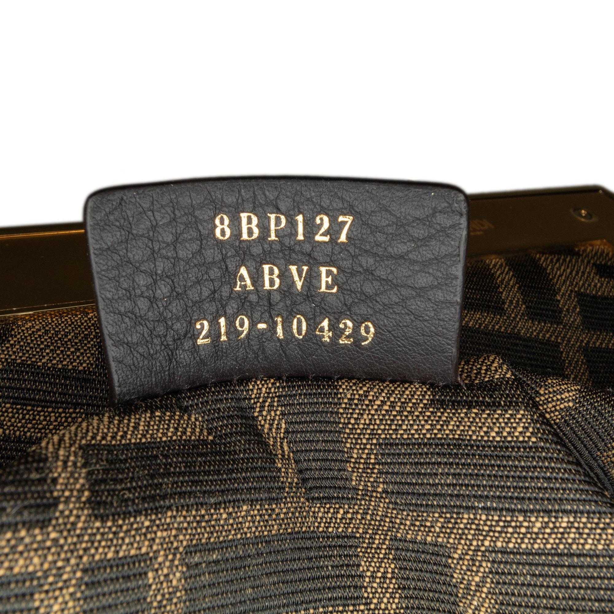 Fendi Medium Leather Fendi First Shoulder Bag (SHG-giZiCe)