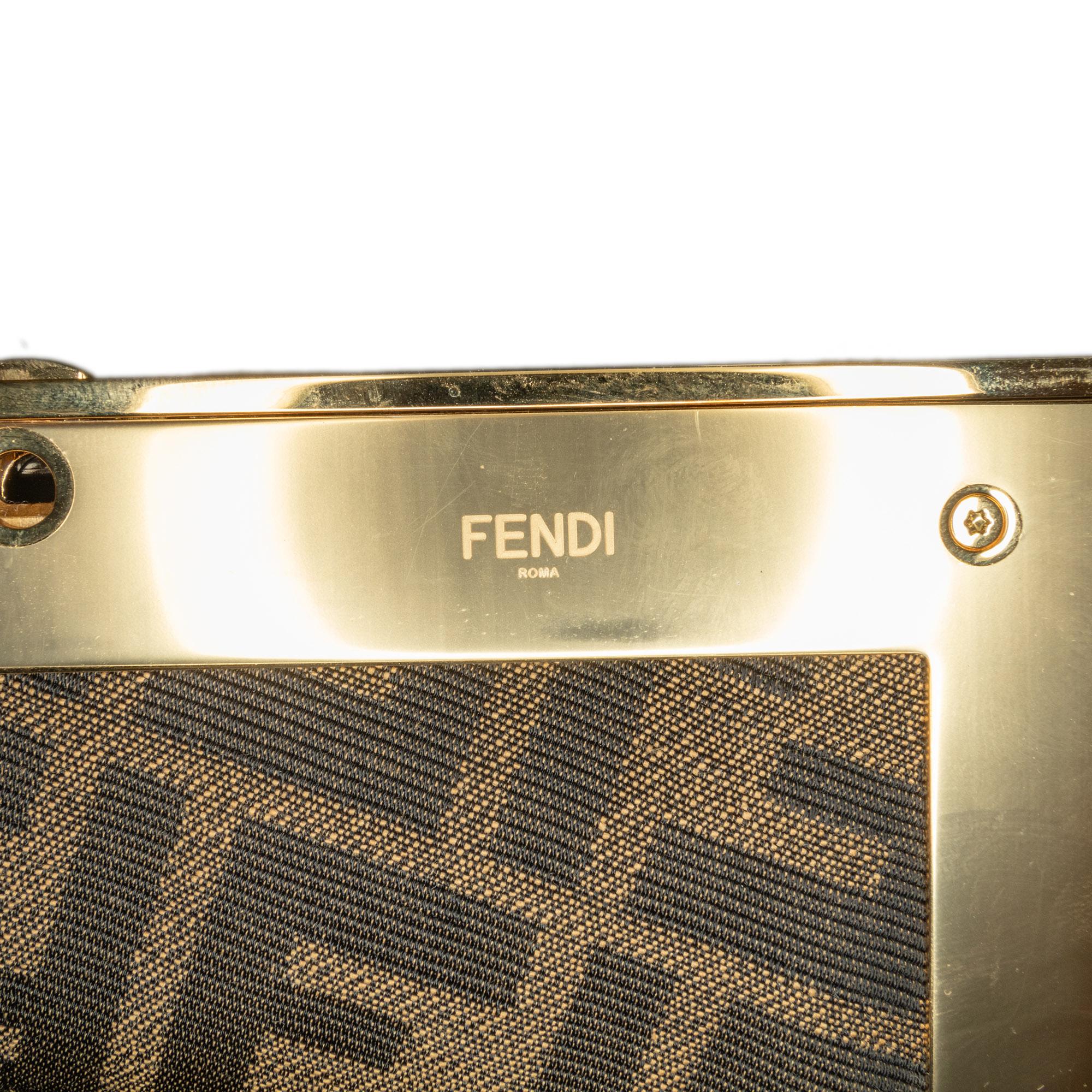 Fendi Medium Leather Fendi First Shoulder Bag (SHG-giZiCe)