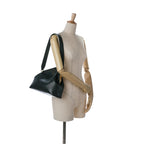 Fendi Medium Leather Fendi First Shoulder Bag (SHG-giZiCe)