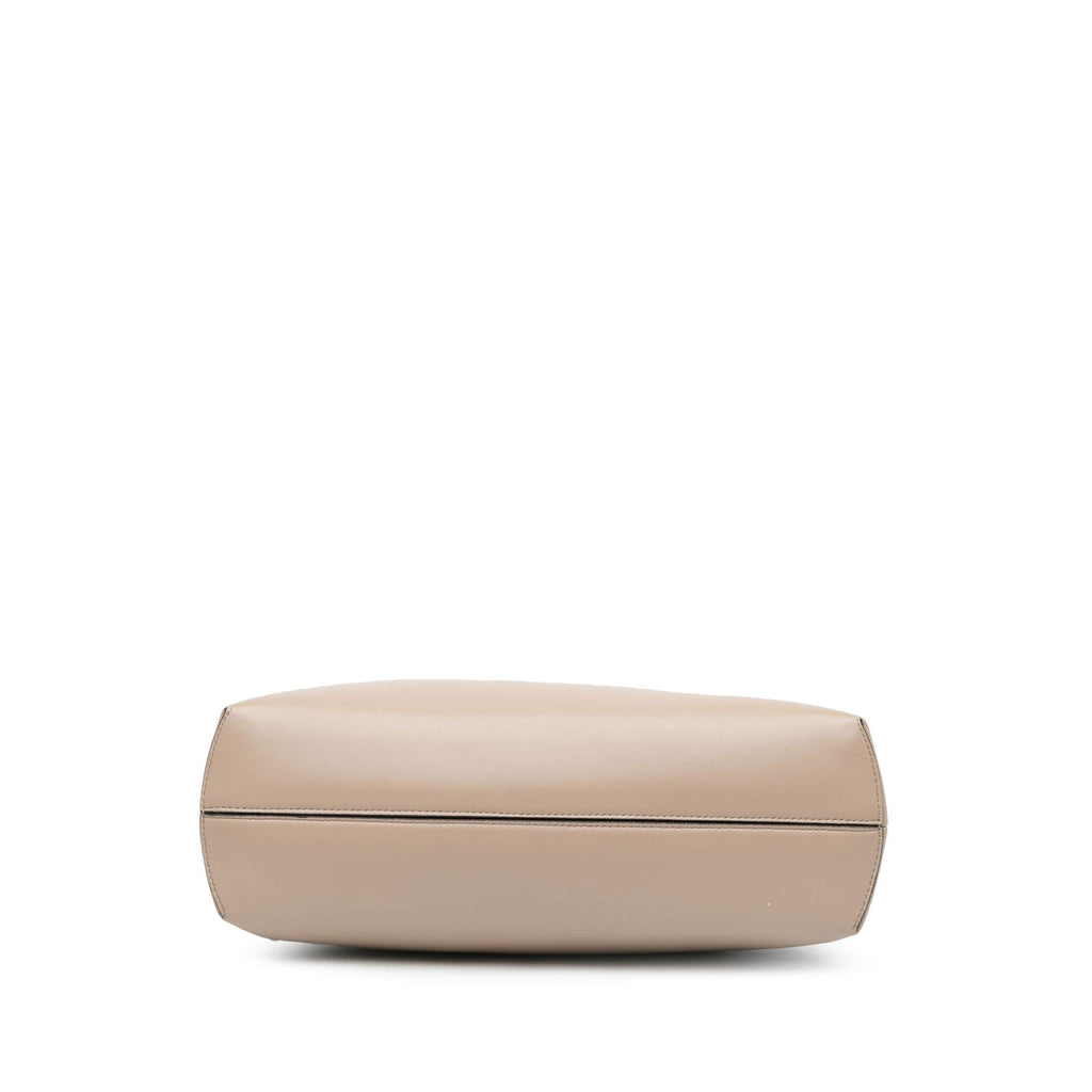Fendi Medium Nappa Fendi First Shoulder Bag (SHG-m9cYAI)