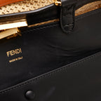Fendi Medium Raffia Peekaboo X-Tote (SHG-XeawZy)