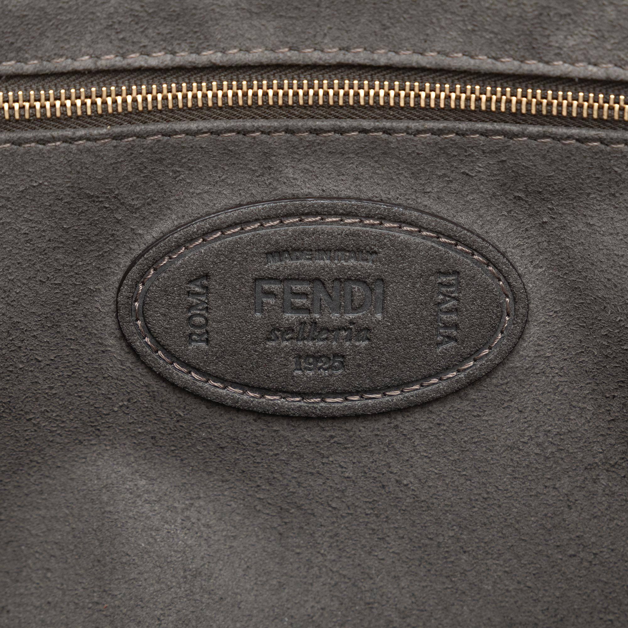 Fendi Medium Selleria FF Tote (SHG-Kc5WOX)