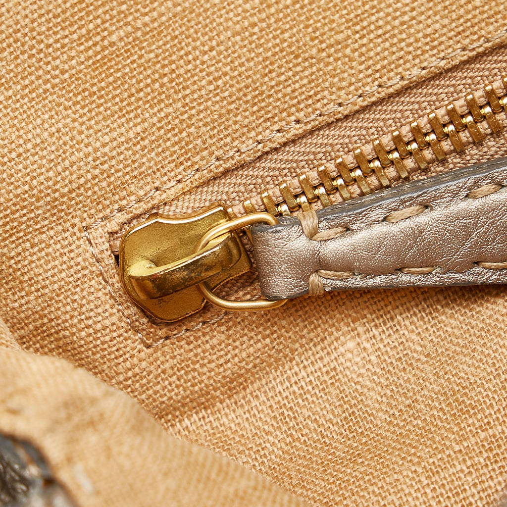 Fendi Medium Selleria Peekaboo (SHG-aI7MYG)