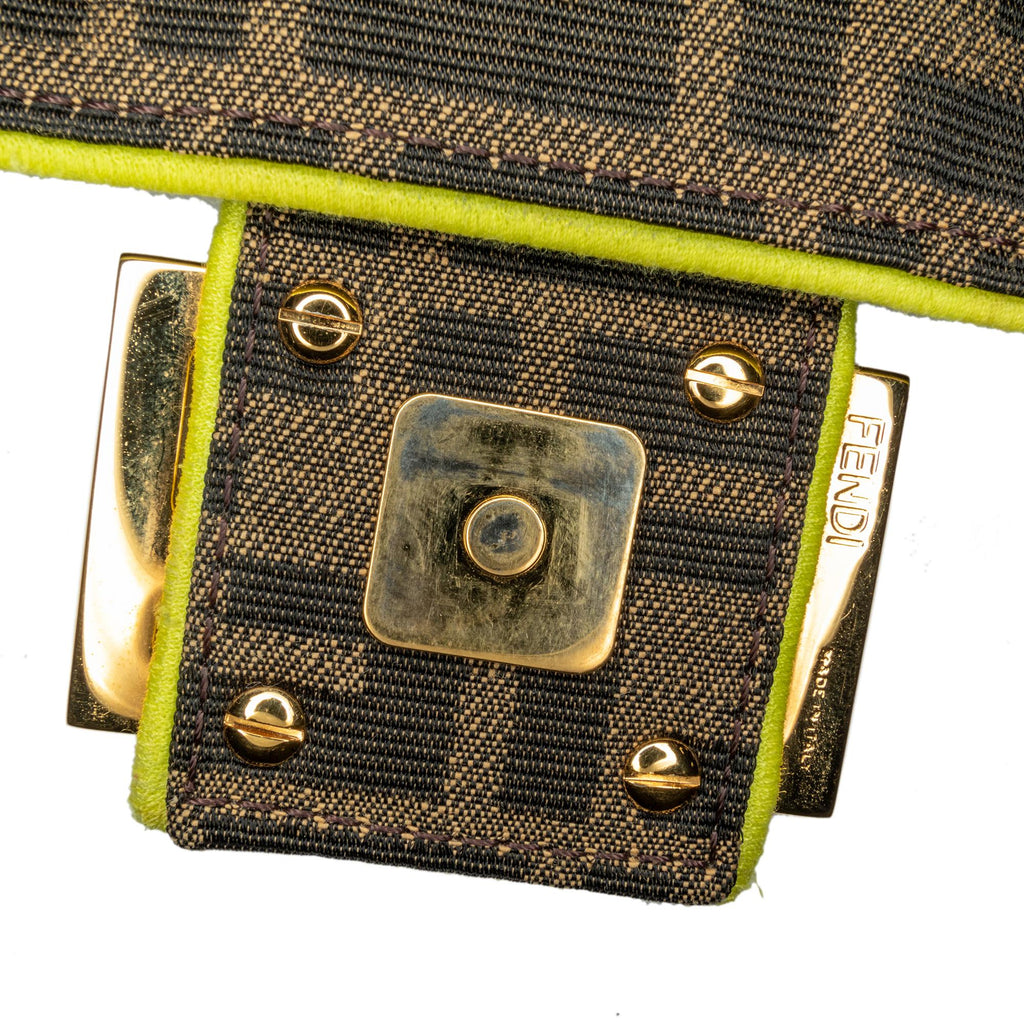Fendi Medium Zucca Fluo Trim Baguette Satchel (SHG-jS2nD7)