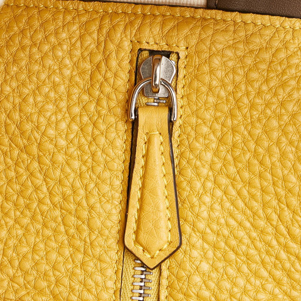 Fendi Medium Zucca Peekaboo X-Lite Satchel (SHG-YFsO03)