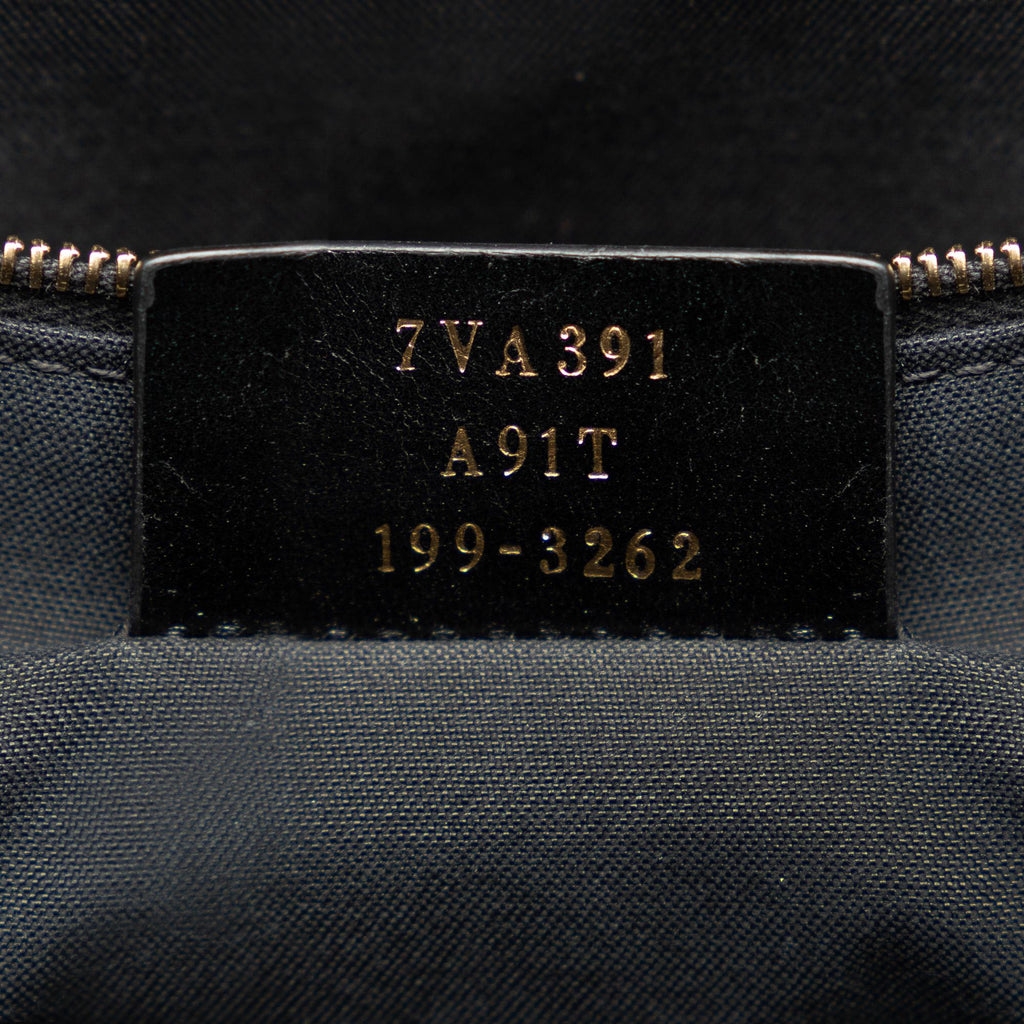 Fendi Metallic Zucca Karligraphy Tote (SHG-mXbml9)