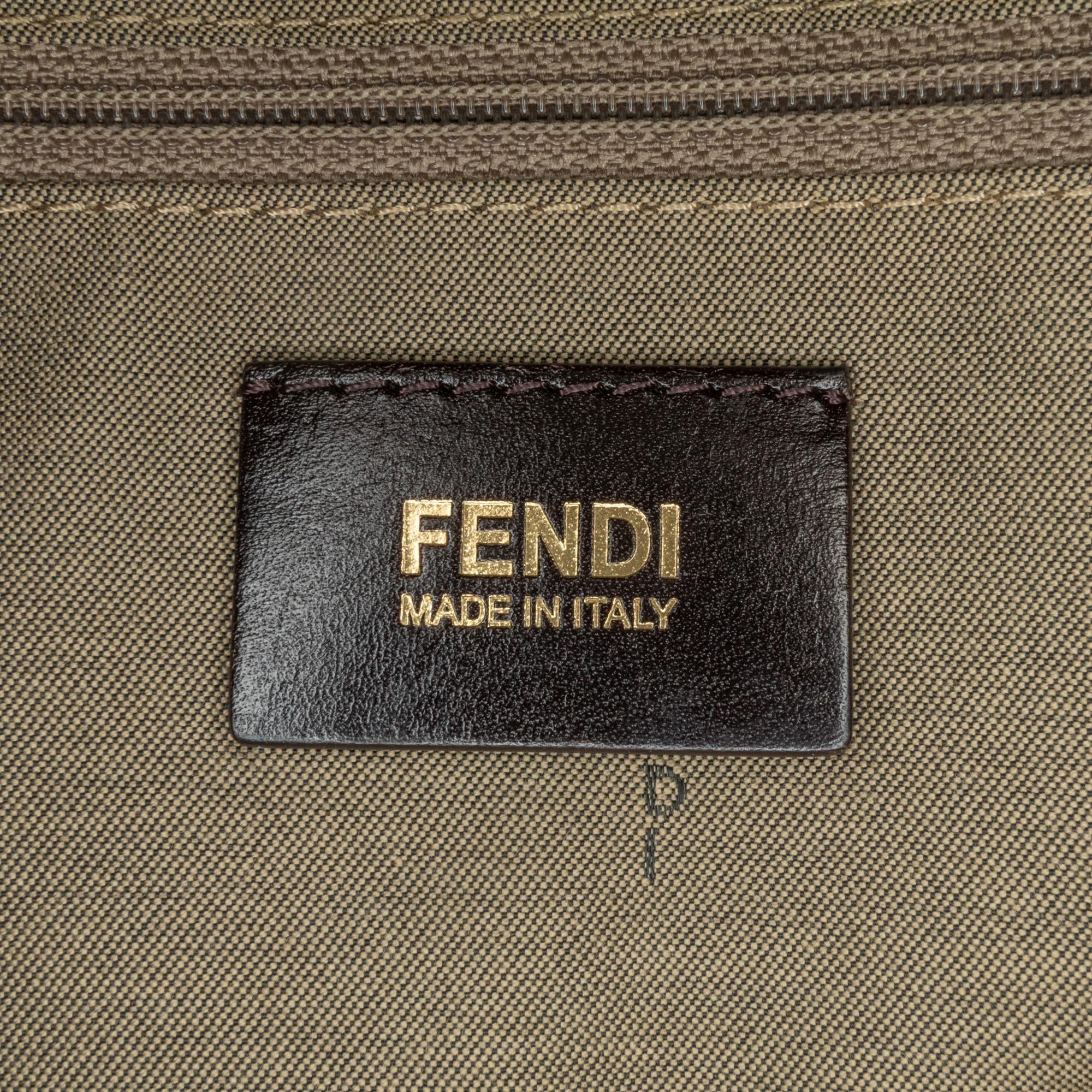 Fendi Mia Leather Shoulder Bag (SHG-5mLBh1)
