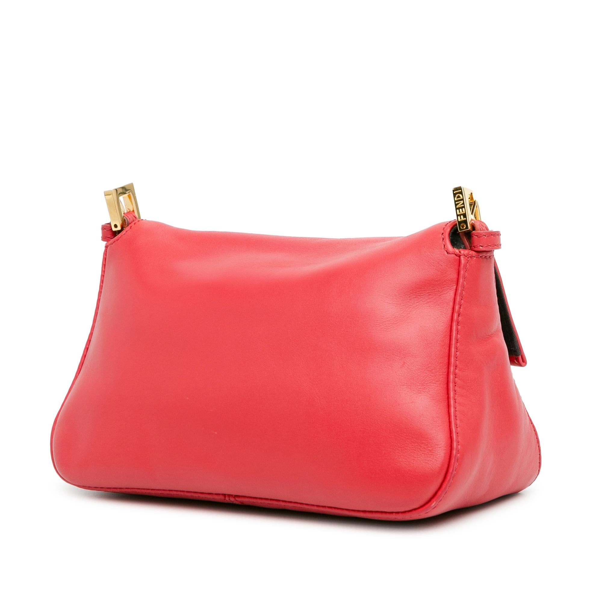 Fendi Mini Calfskin Chain Mamma Forever (SHG-cejMGs)