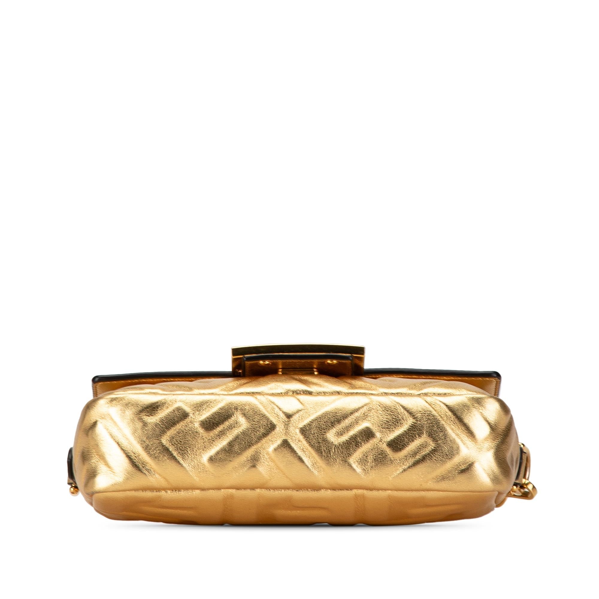 Fendi Mini Embossed Zucca Baguette Satchel (SHG-Nn3PEu)