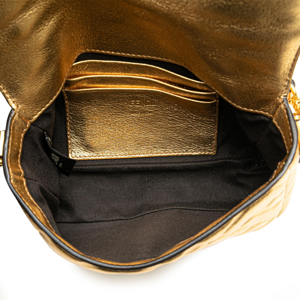 Fendi Mini Embossed Zucca Baguette Satchel (SHG-Nn3PEu)