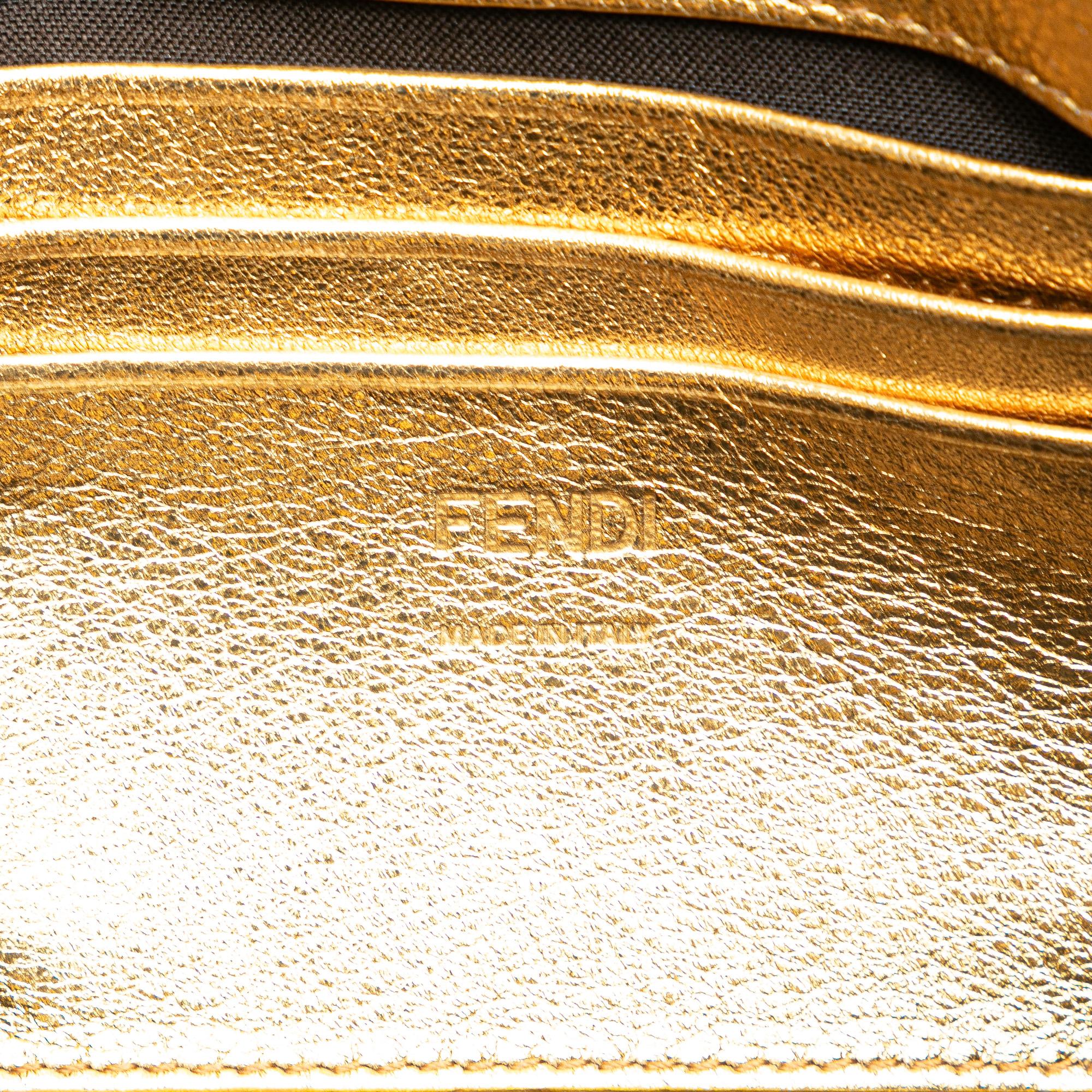 Fendi Mini Embossed Zucca Baguette Satchel (SHG-Nn3PEu)
