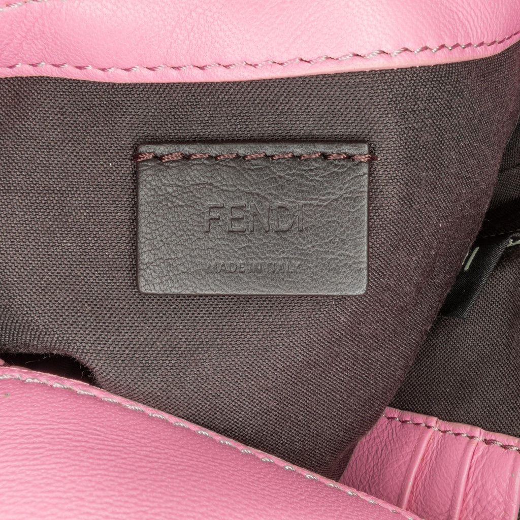 Fendi Mini FF Embossed Baguette (SHG-yfSf04)