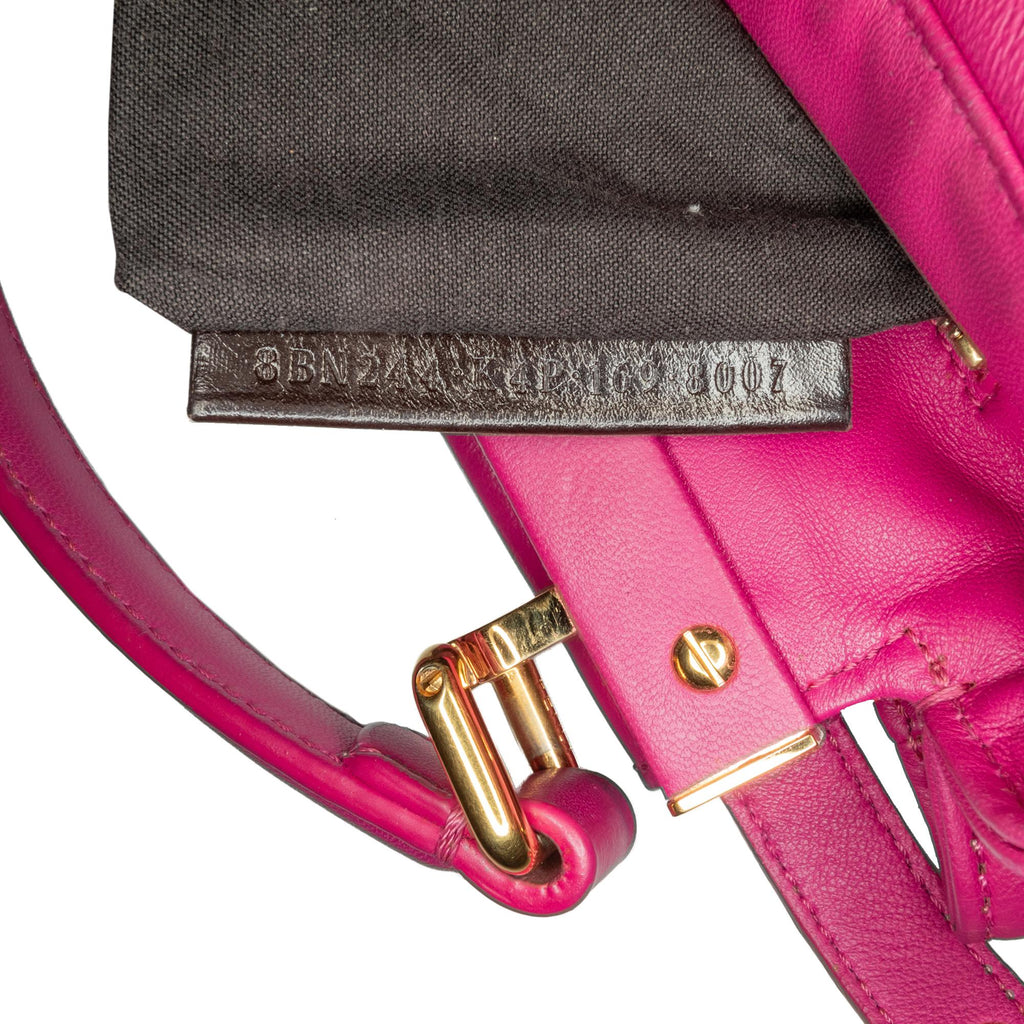 Fendi Mini Leather Iconic Peekaboo Satchel (SHG-BghCY6)