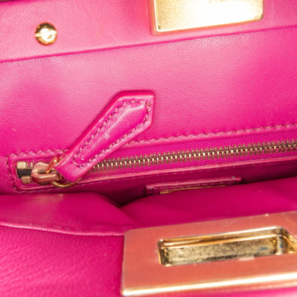 Fendi Mini Leather Iconic Peekaboo Satchel (SHG-BghCY6)