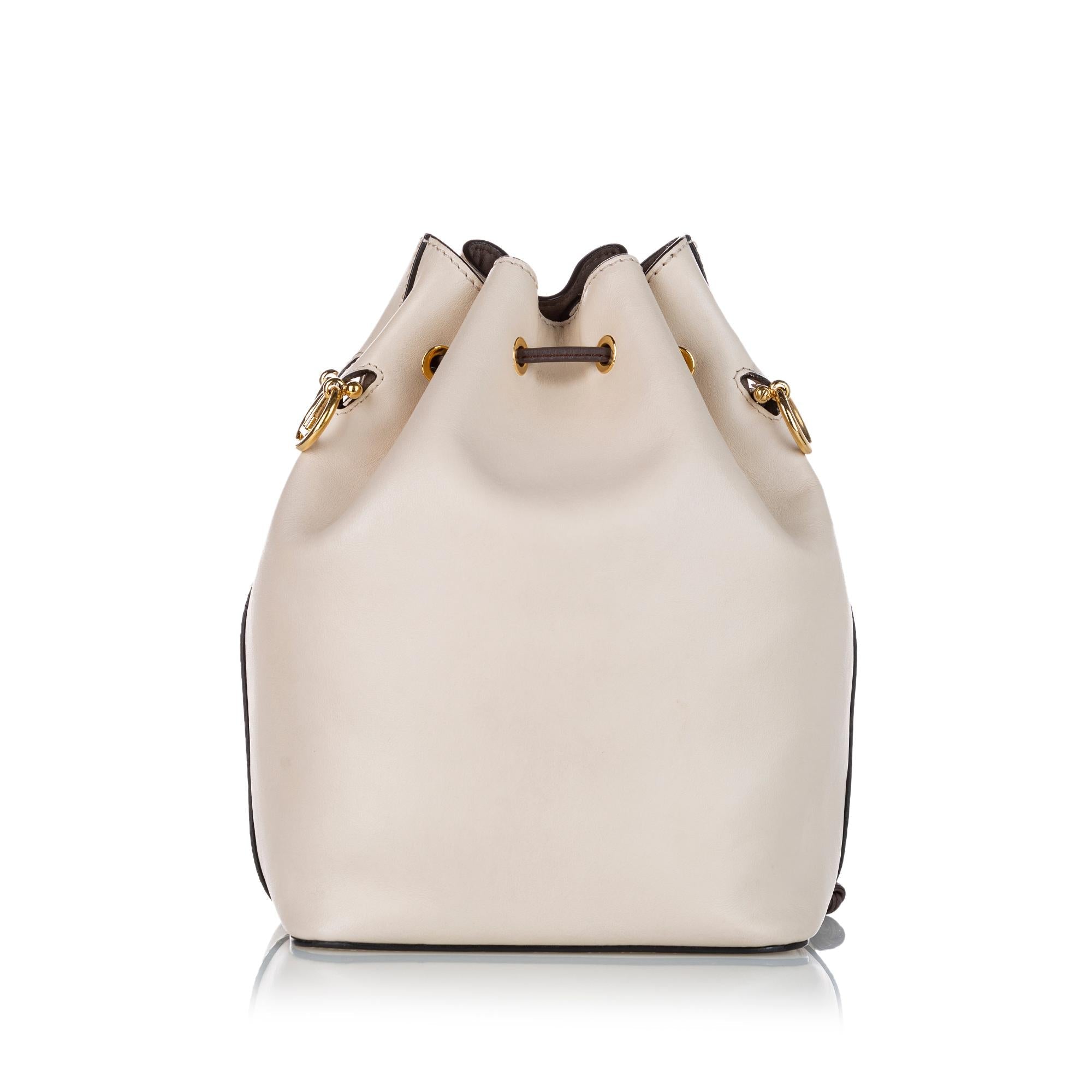 Fendi Mon Tresor Leather Bucket Bag (SHG-24035)