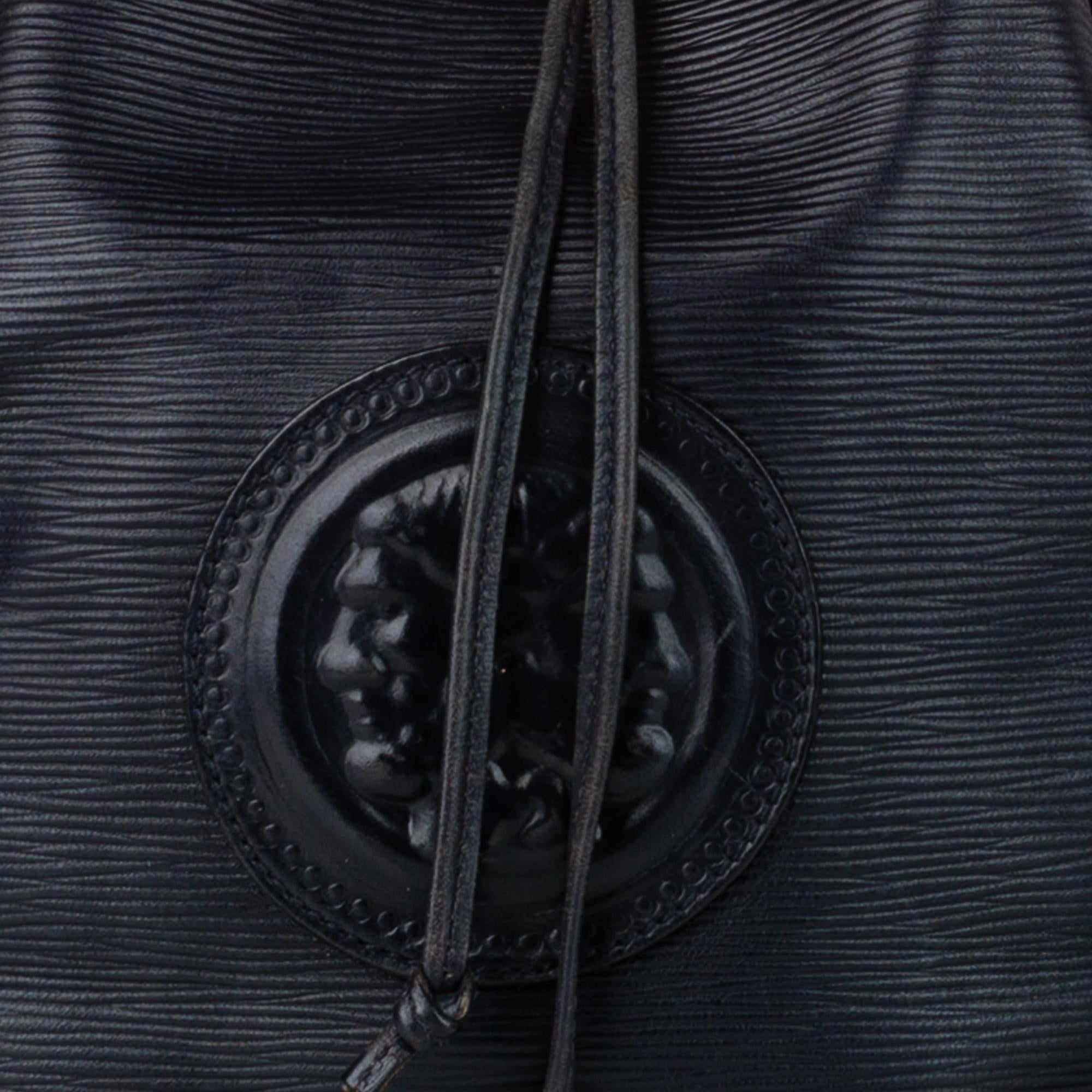 Fendi Mon Tresor Leather Bucket Bag (SHG-30890)