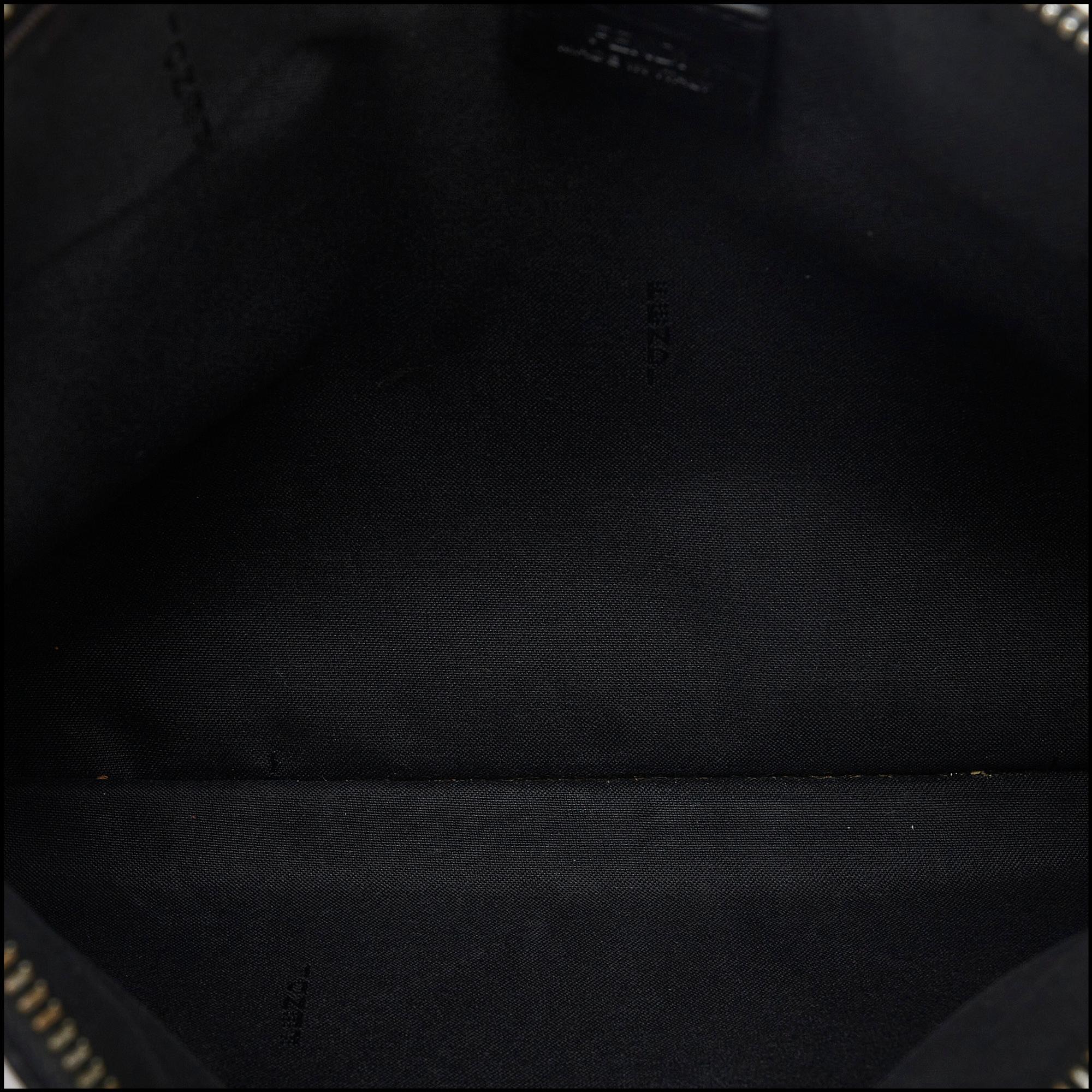Fendi Monster Clutch Bag (SHG-JLyY9X)