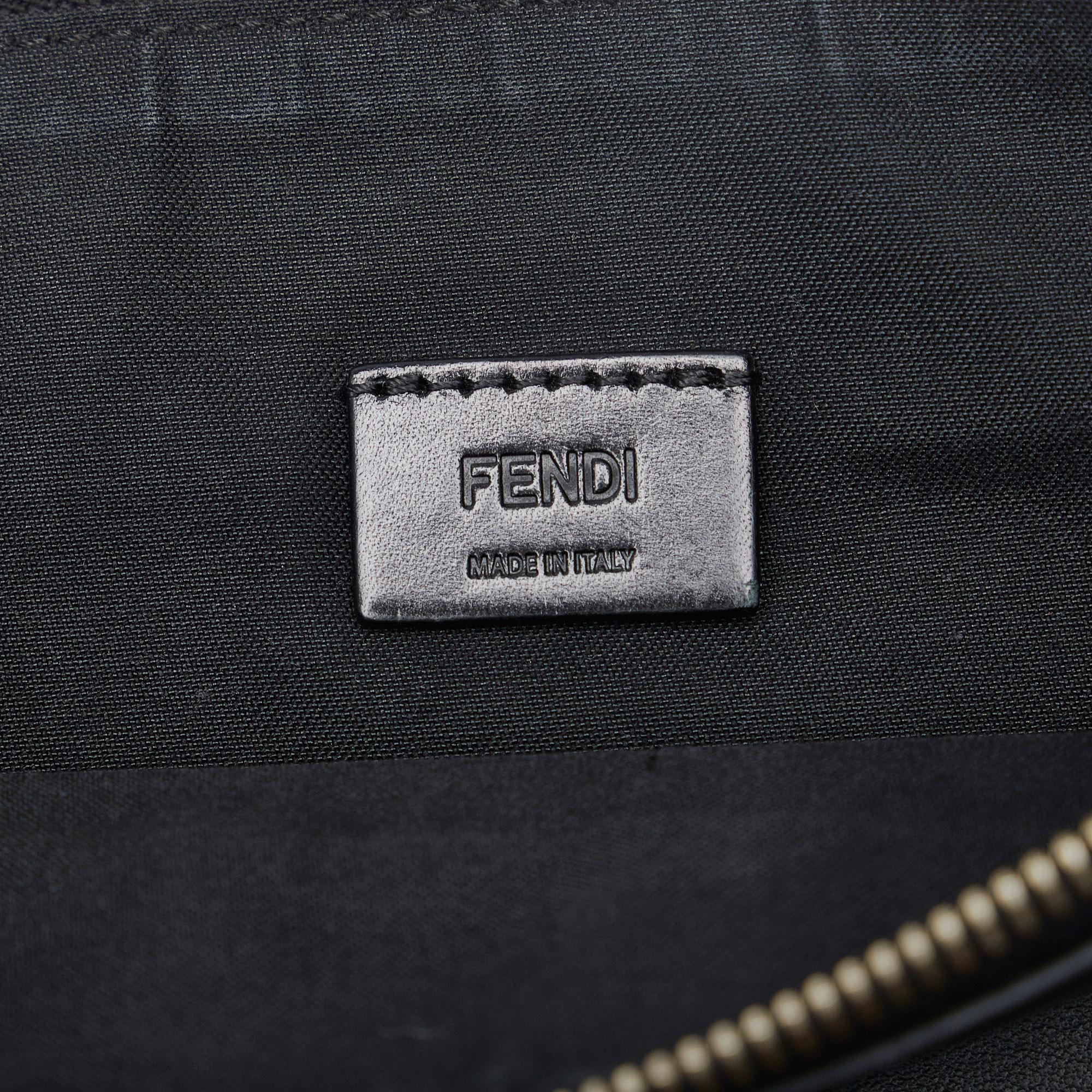 Fendi Monster Clutch (SHG-7cGwQW)