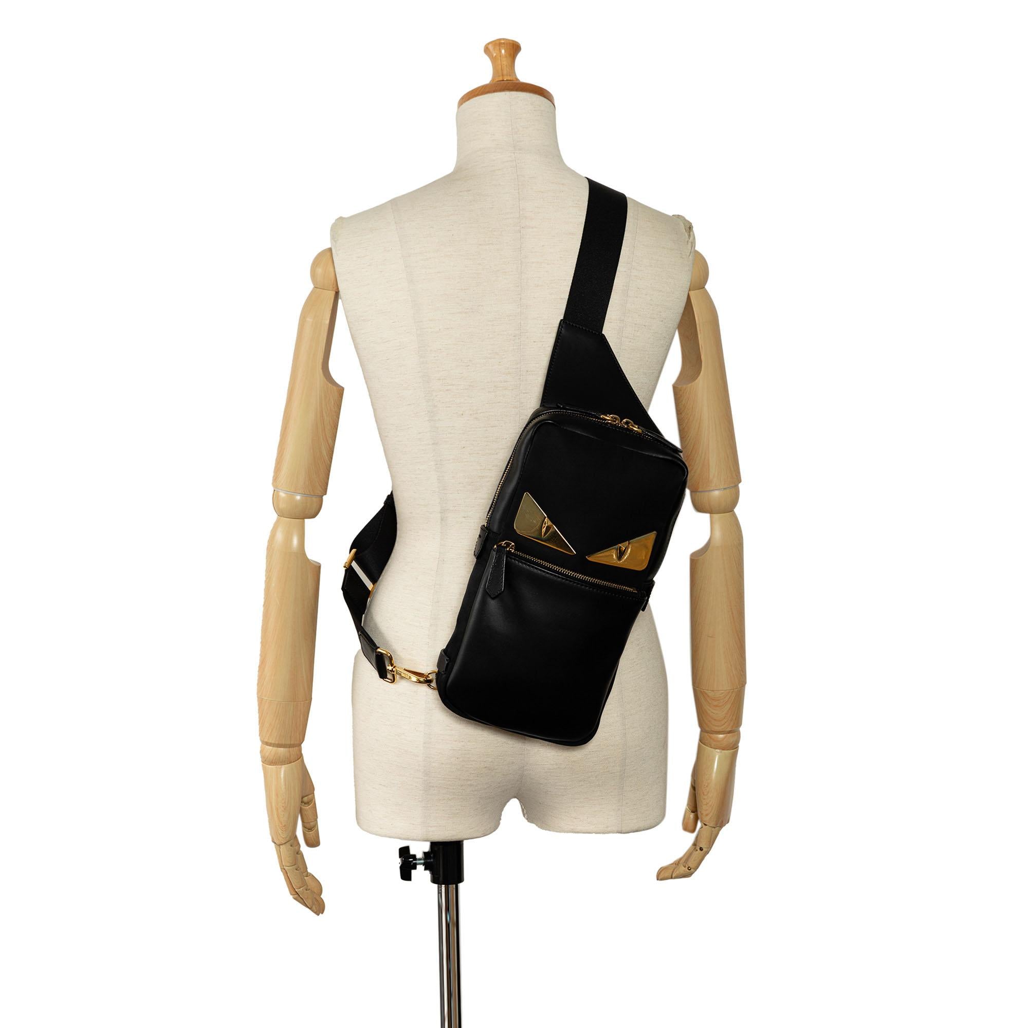 Fendi Monster Sling Bag (SHG-yYOyHf)