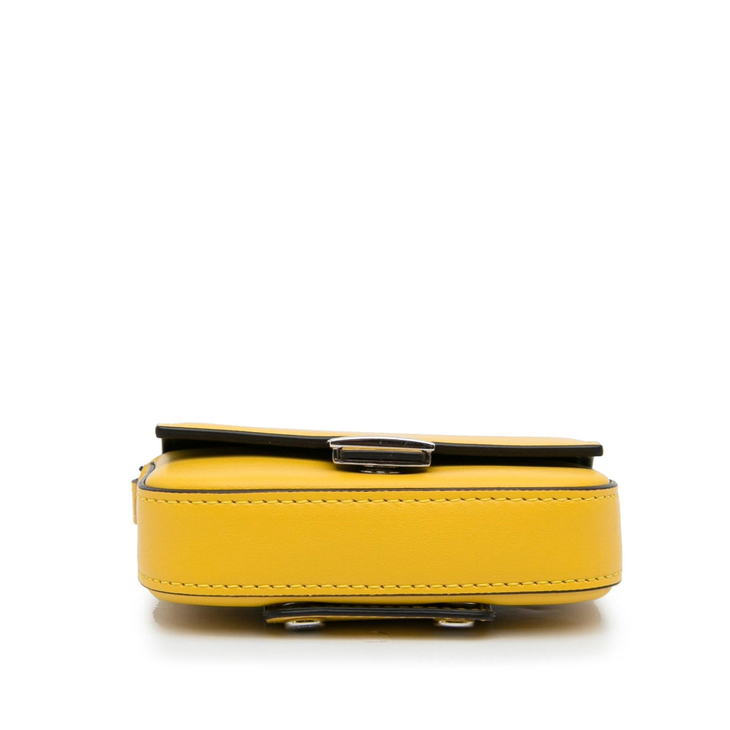 Fendi Nano Baguette Charm (SHG-IKZ5WF)
