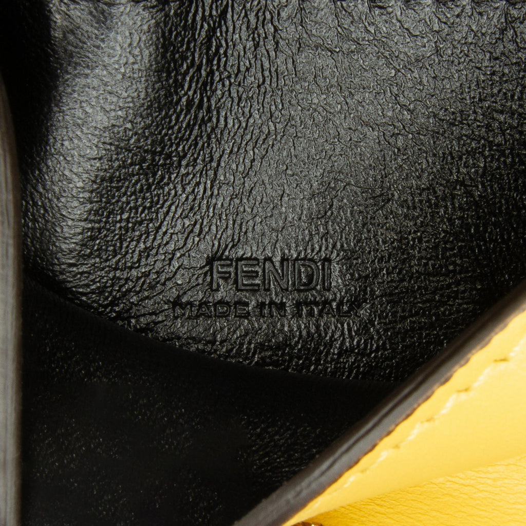 Fendi Nano Baguette (SHG-tPhBCA)