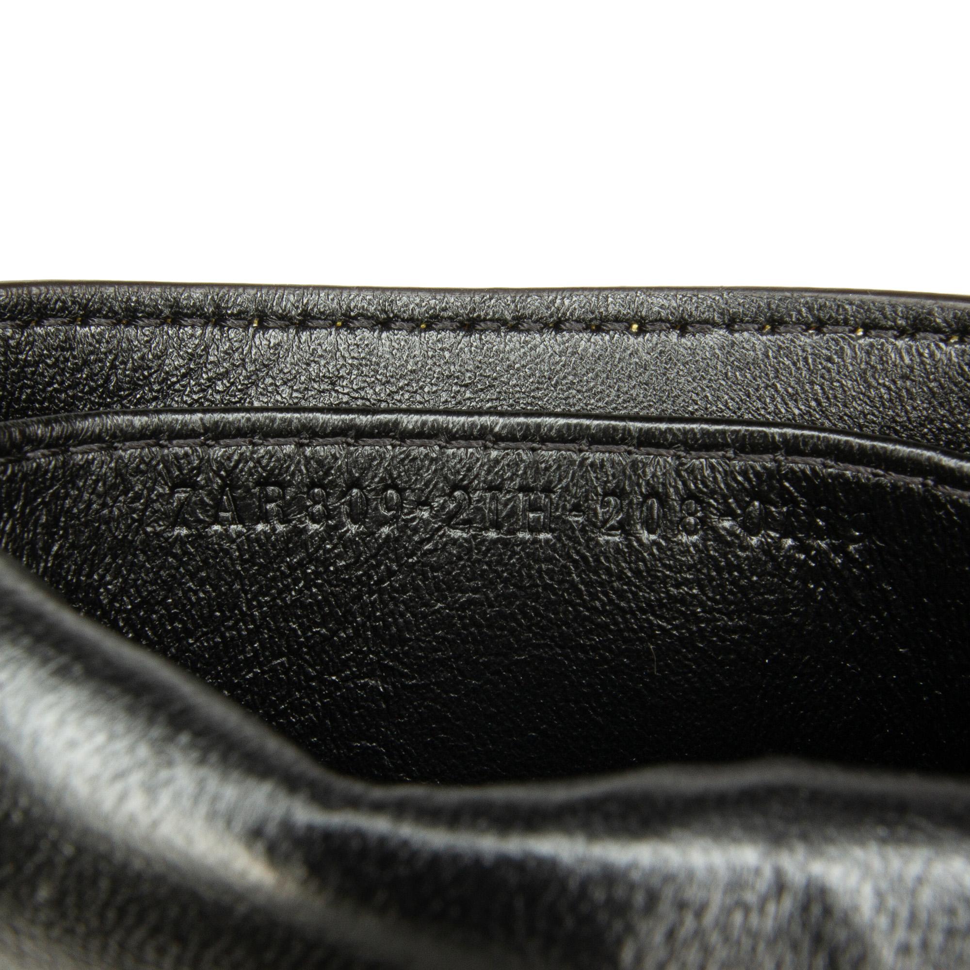 Fendi Nano Baguette (SHG-tPhBCA)