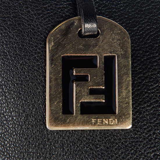 Fendi Nappa Leather Small Hobo (SHF-KysPJl)