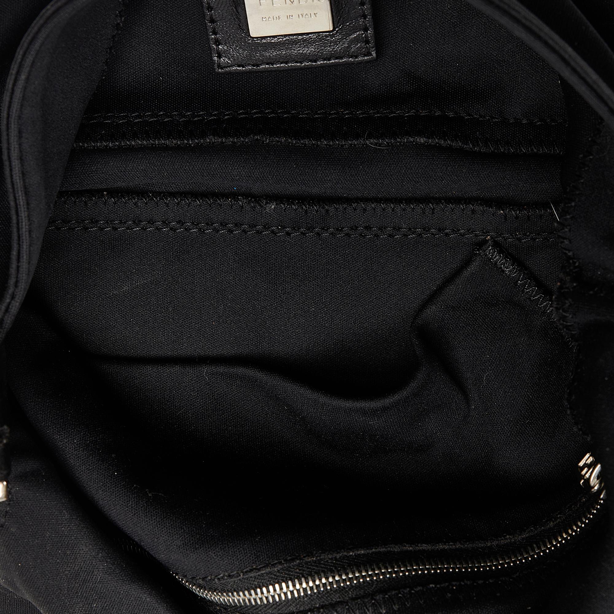 Fendi Neoprene Baguette (SHG-qBW4sR)