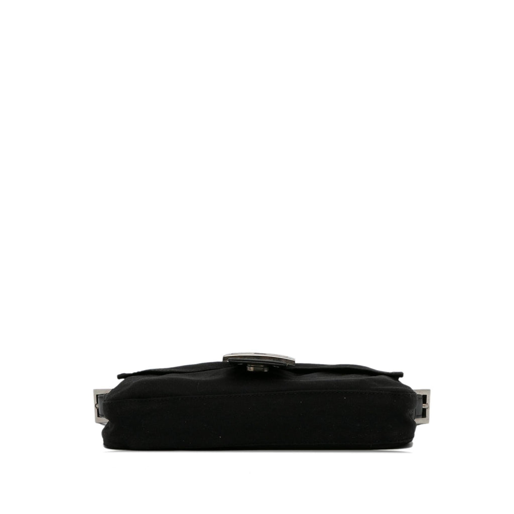 Fendi Neoprene Baguette (SHG-MhsrYj)