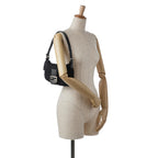 Fendi Neoprene Baguette (SHG-MhsrYj)