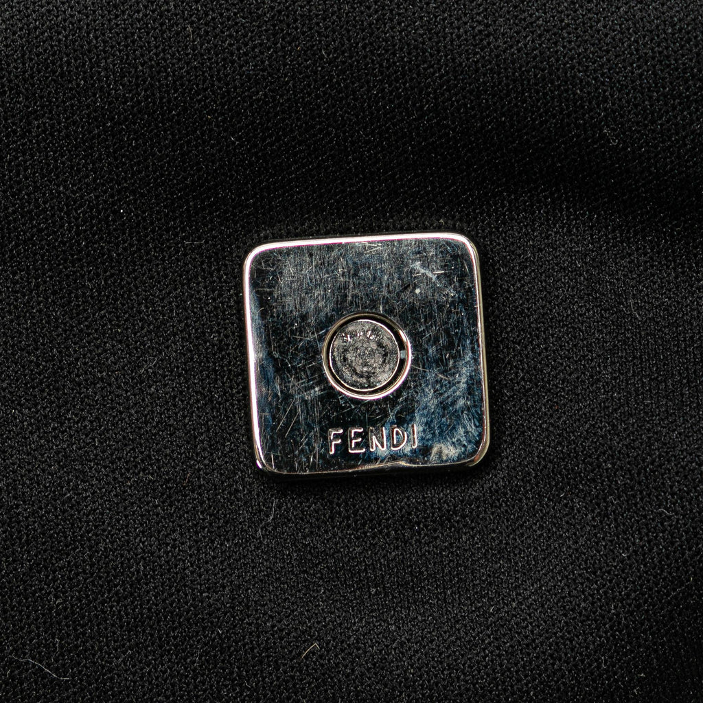 Fendi Neoprene Shoulder Bag (SHG-jGo8OF)