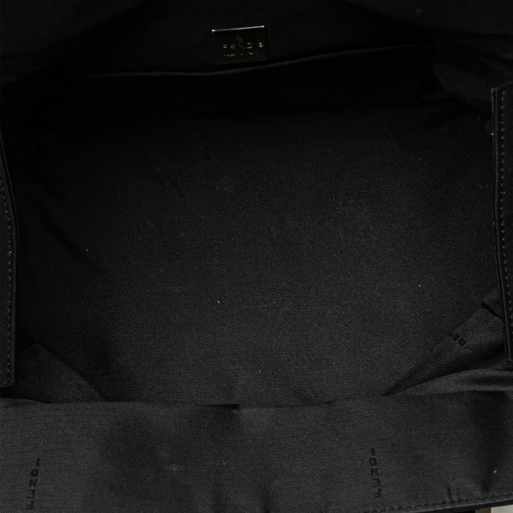 Fendi Neoprene Shoulder Bag (SHG-jGo8OF)