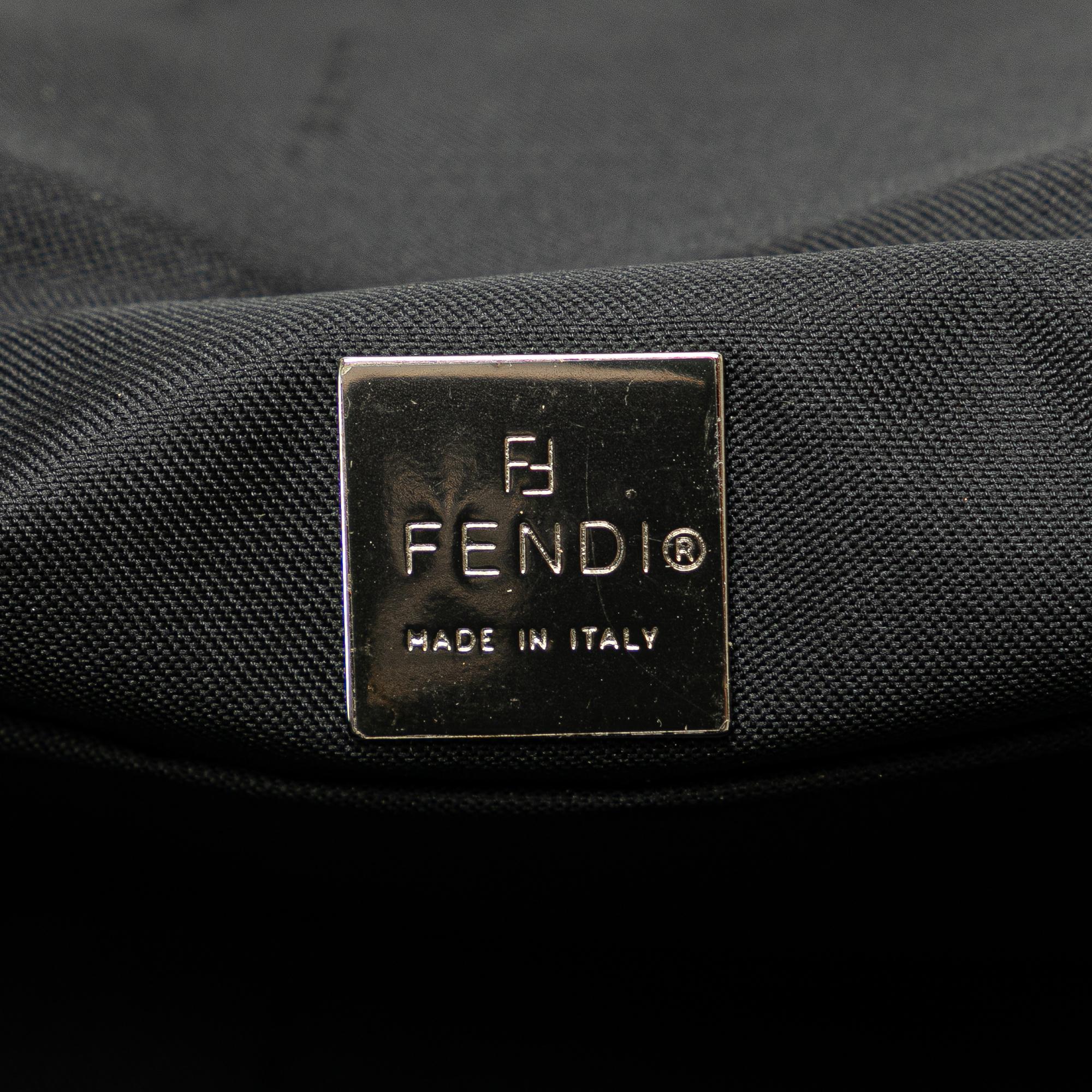 Fendi Neoprene Shoulder Bag (SHG-jGo8OF)