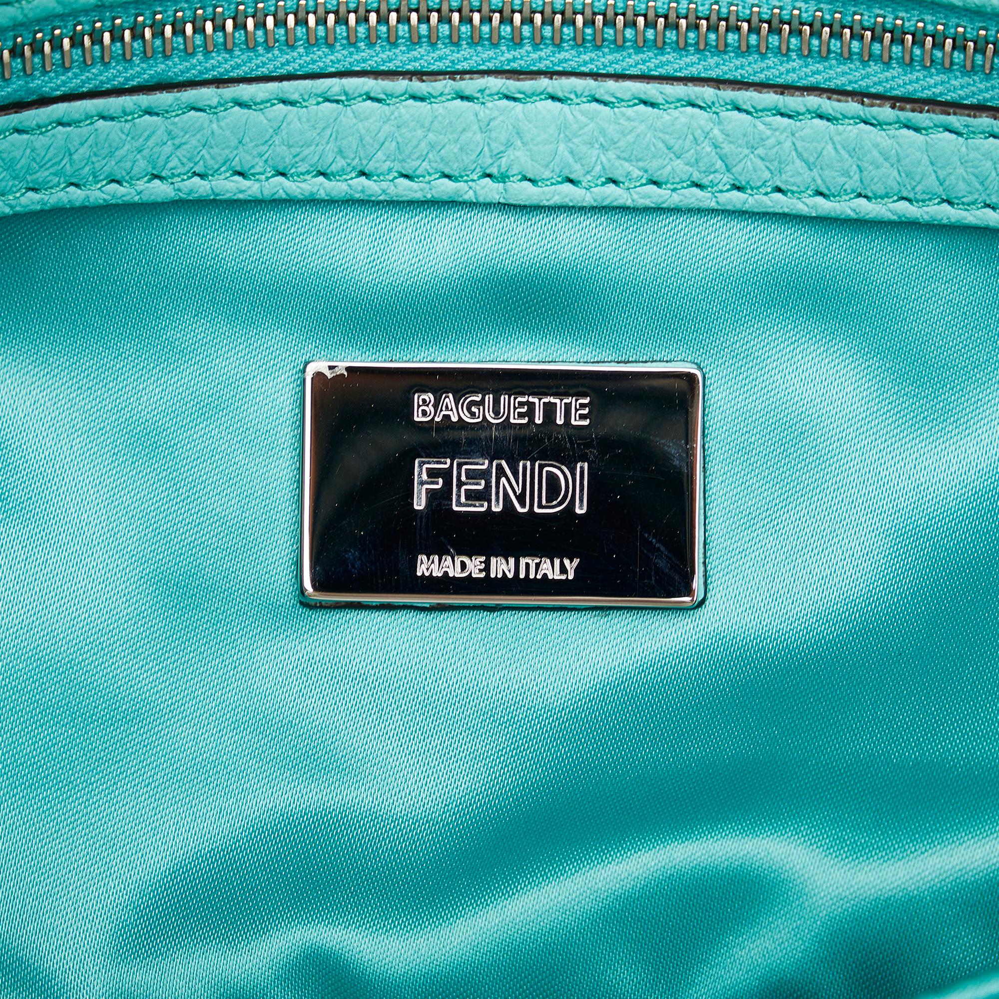 Fendi Nylon Multipocket Baguette (SHG-c56kIr)