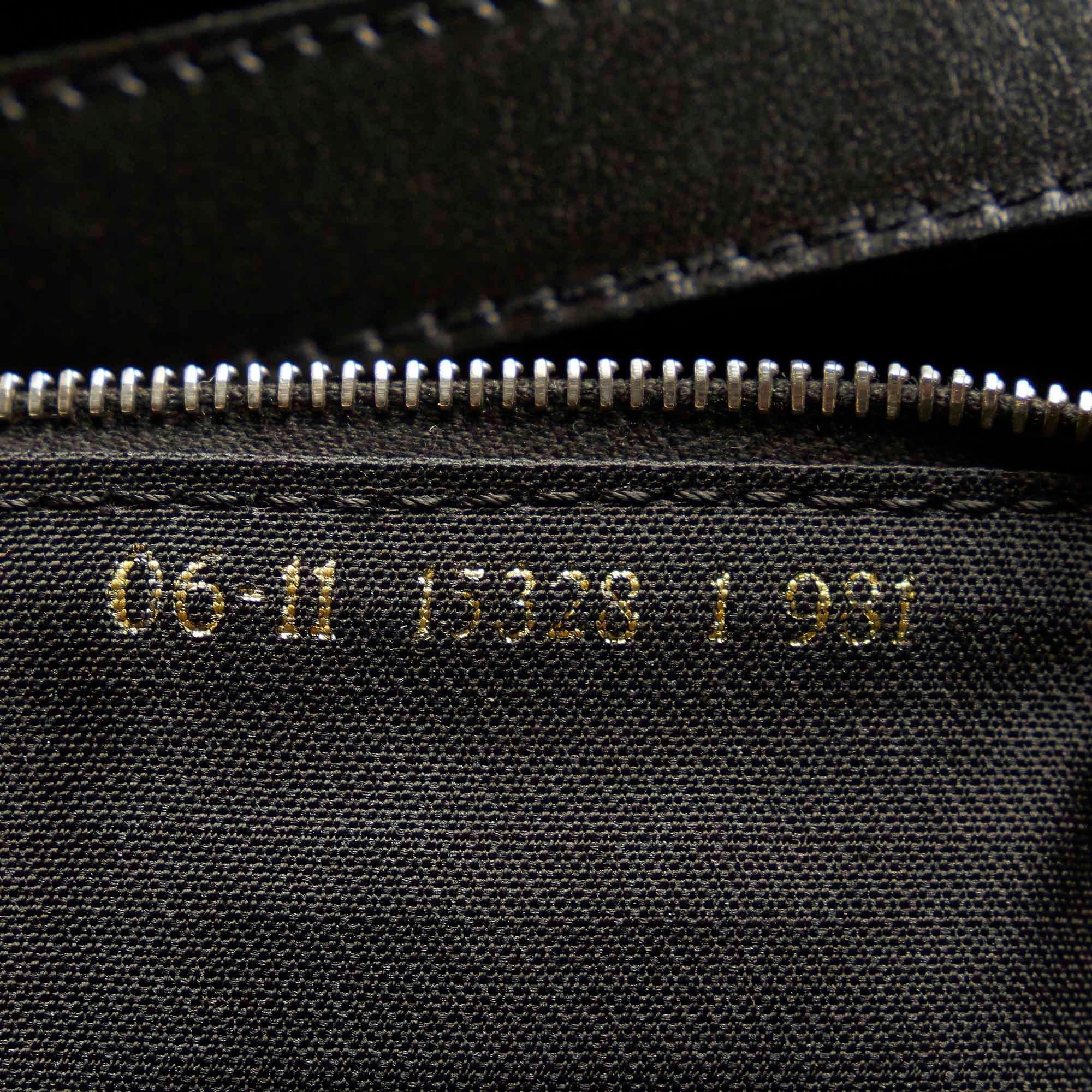 Fendi Nylon Shoulder Bag (SHG-31661)