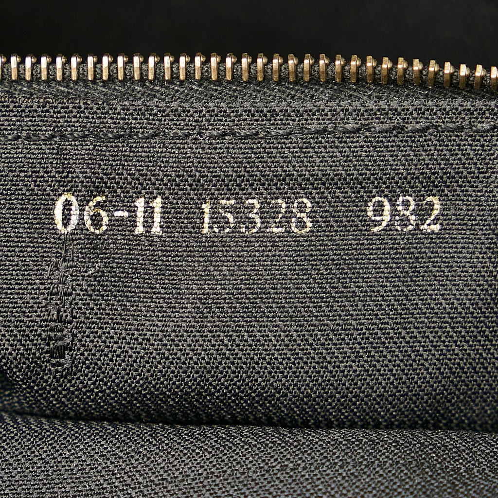 Fendi Nylon Shoulder Bag (SHG-31861)