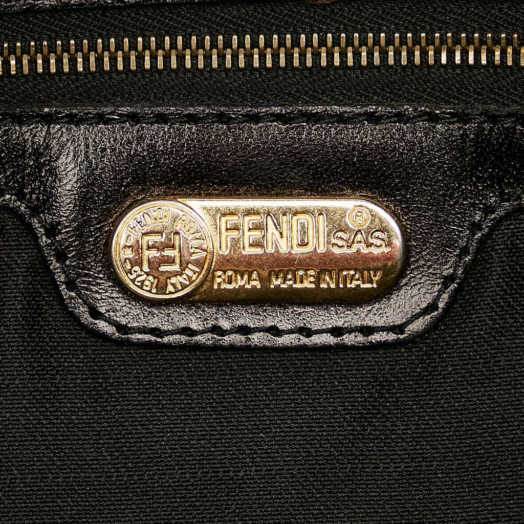 Fendi Nylon Shoulder Bag (SHG-31861)